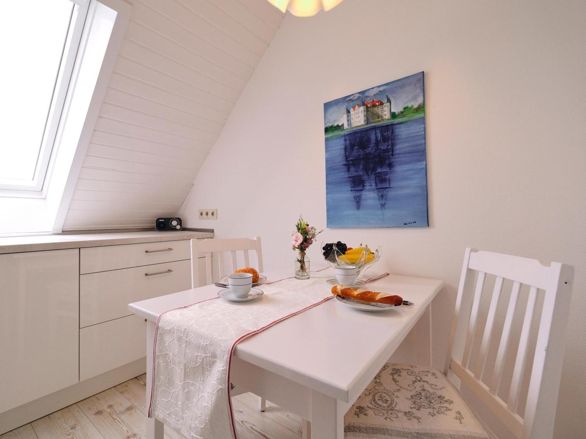 Sorgenfrei -Ruhe Und Erholung In Schoener Studiowohnung 格吕克斯堡 外观 照片
